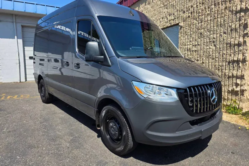 2021 Mercedes Benz Sprinter 2500 photo 1