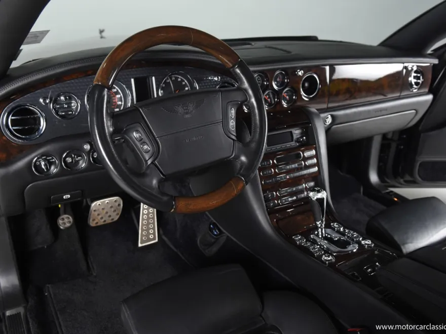2010 Bentley Azure Base photo 22