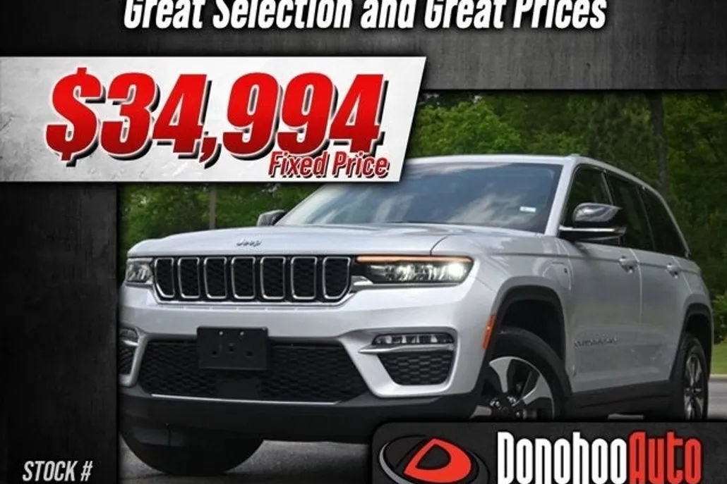 2023 Jeep Cherokee 4xe photo 1
