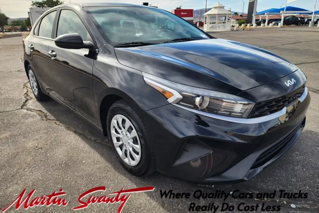 2024 Kia Forte LX photo 1