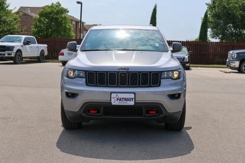 2021 Jeep Grand Cherokee Trailhawk photo 1