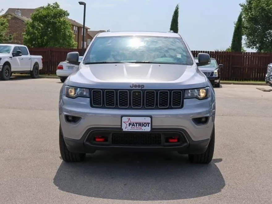 2021 Jeep Grand Cherokee Trailhawk photo 1