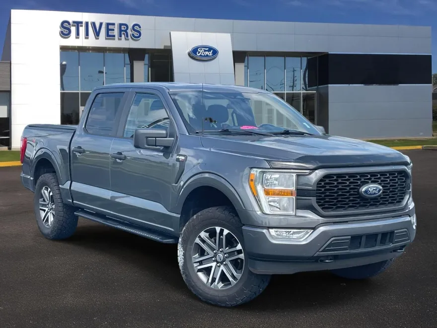 2022 Ford F-150 XL photo 1