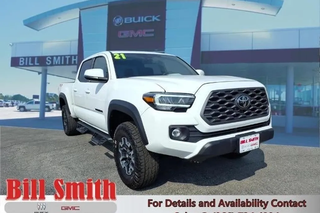2021 Toyota Tacoma 4x4 SR5 photo 1