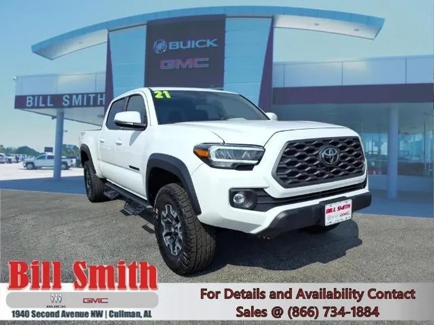 2021 Toyota Tacoma 4x4 SR5 photo 1