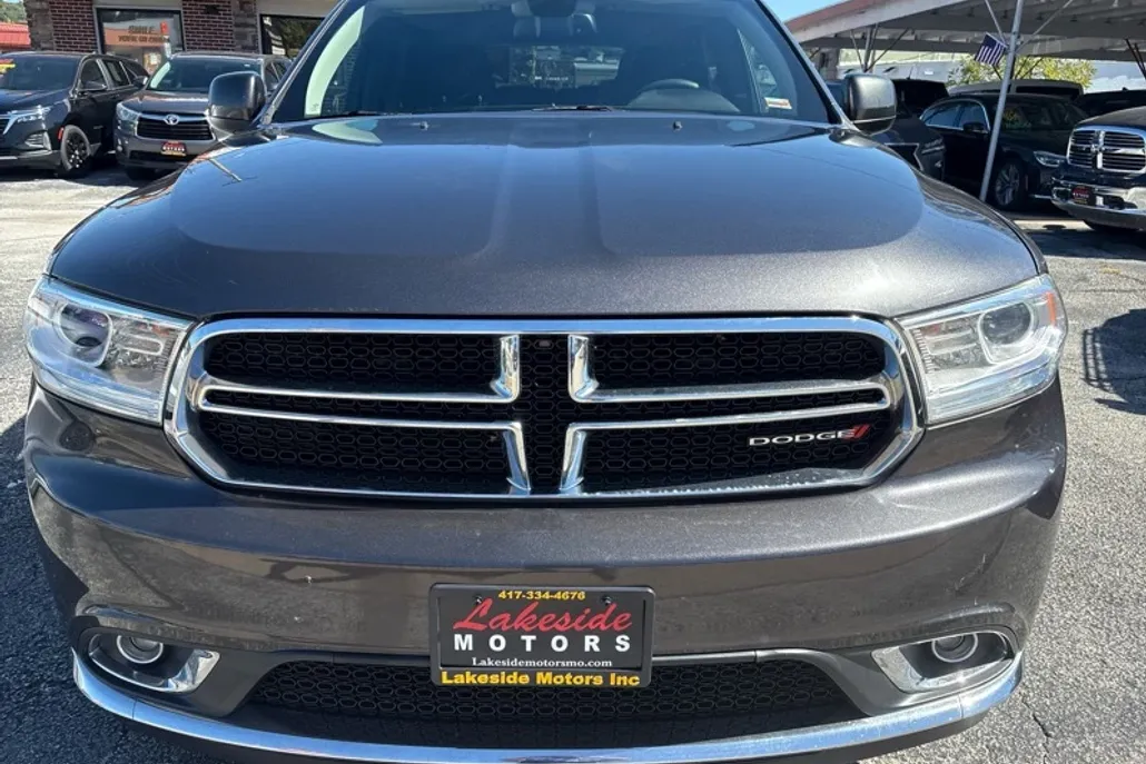2016 Dodge Durango SXT photo 1