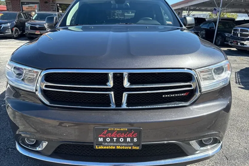 2016 Dodge Durango SXT photo 1