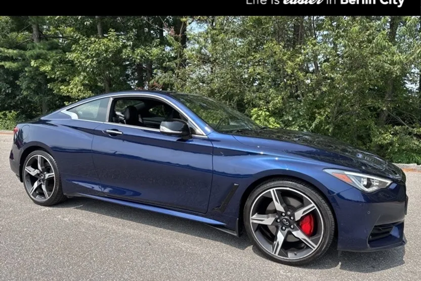 2022 Infiniti Q60 Red Sport 400 photo 1