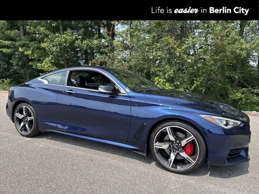 2022 Infiniti Q60 Red Sport 400 photo 1