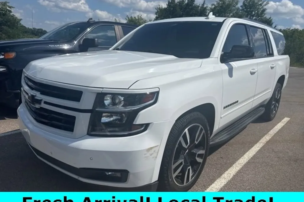 2020 Chevrolet Suburban Premier photo 1