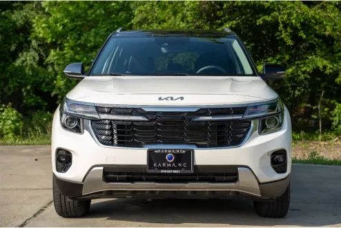 2024 Kia Seltos S photo 2