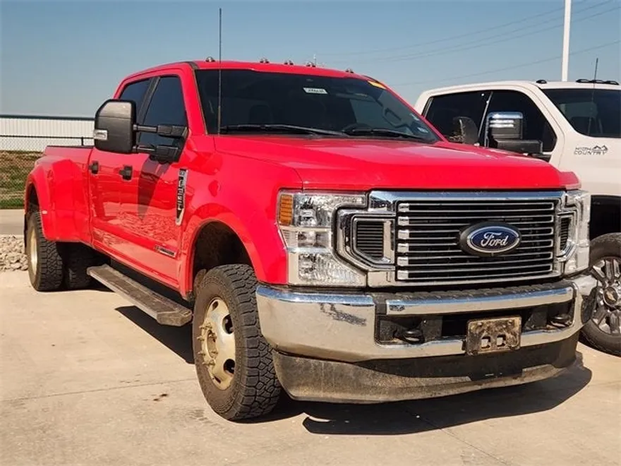 2022 Ford F-350 XL photo 1