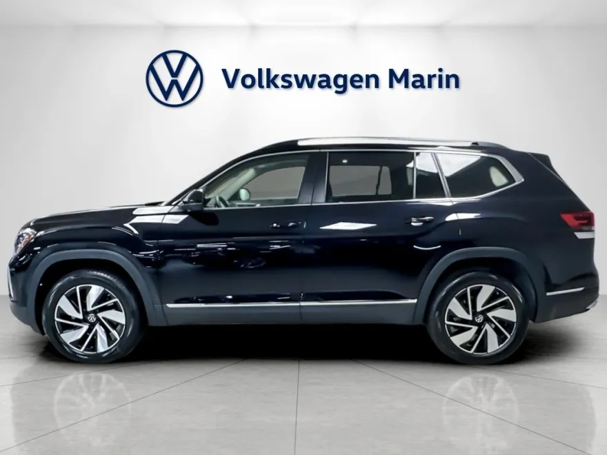 2026 Volkswagen Atlas SEL photo 1