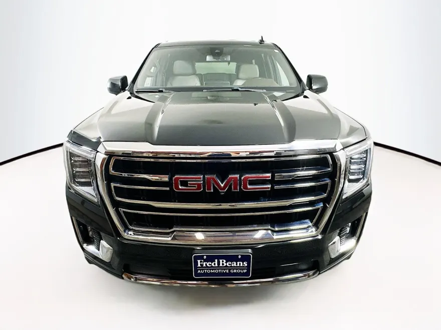 2022 Gmc Yukon SLT photo 1
