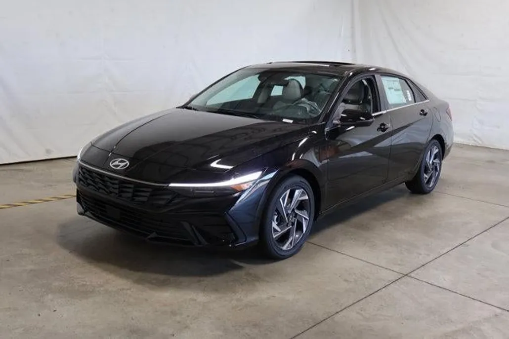 2025 Hyundai Elantra Hybrid Limited photo 1