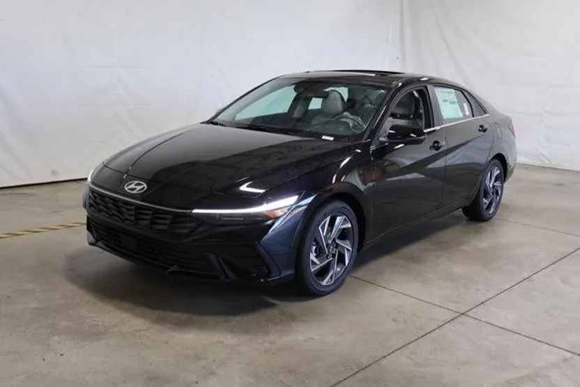 2025 Hyundai Elantra Hybrid Limited photo 1