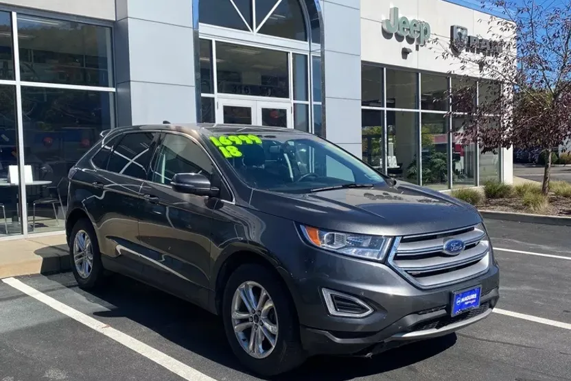 2018 Ford Edge SEL photo 1