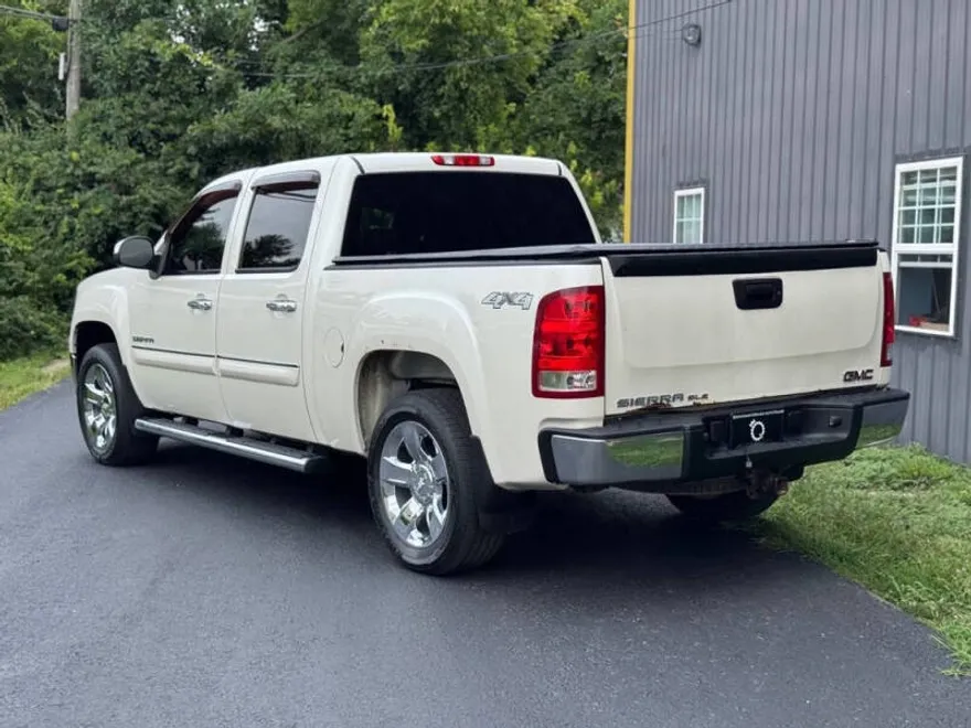 2012 Gmc Sierra 1500 SLE photo 1