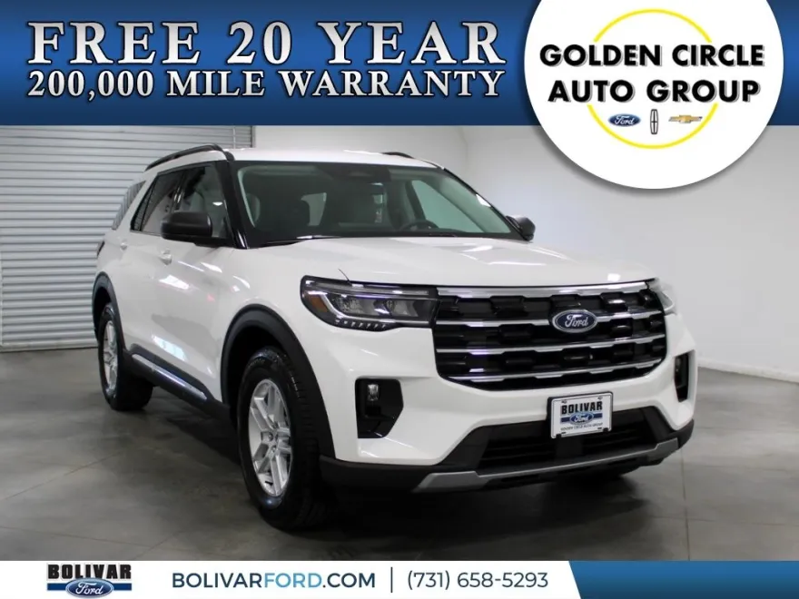 2025 Ford Explorer photo 1