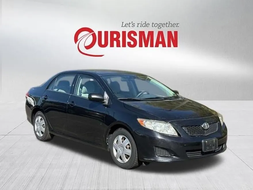 2009 Toyota Corolla LE photo 1