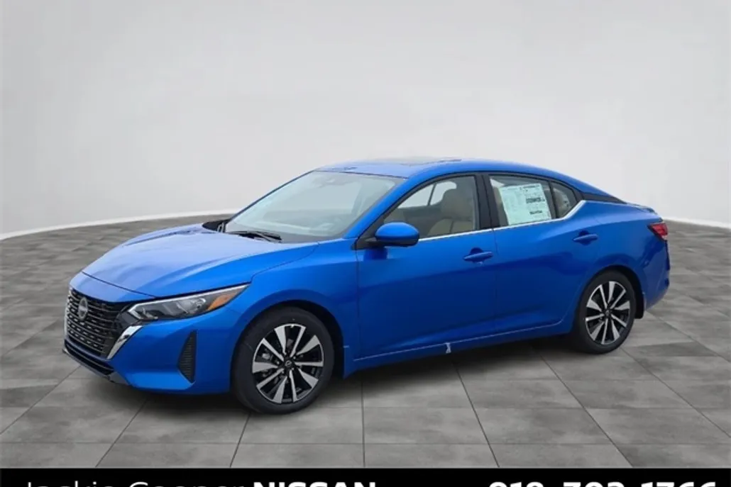 2025 Nissan Sentra SV photo 1