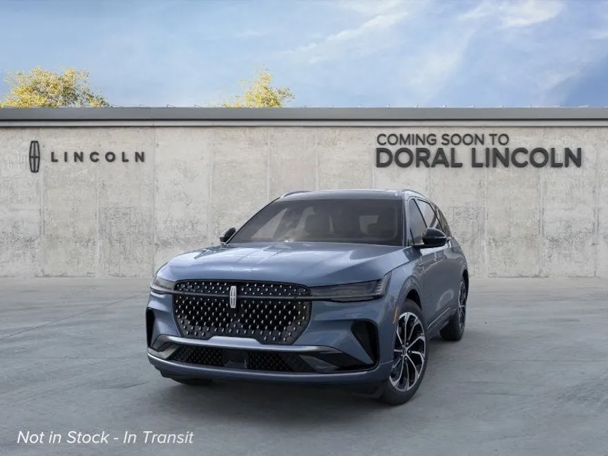 2025 Lincoln Nautilus Reserve photo 1