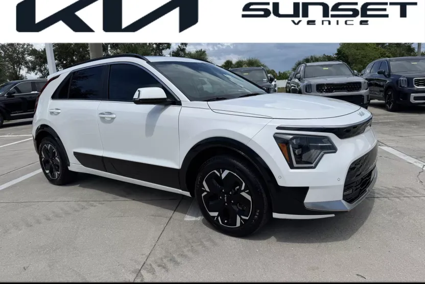 2024 Kia Niro EV Wave photo 1