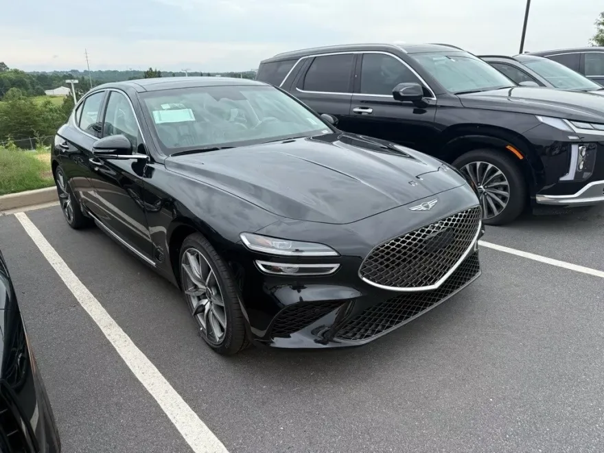 2026 Genesis G70 2.5T Prestige photo 1
