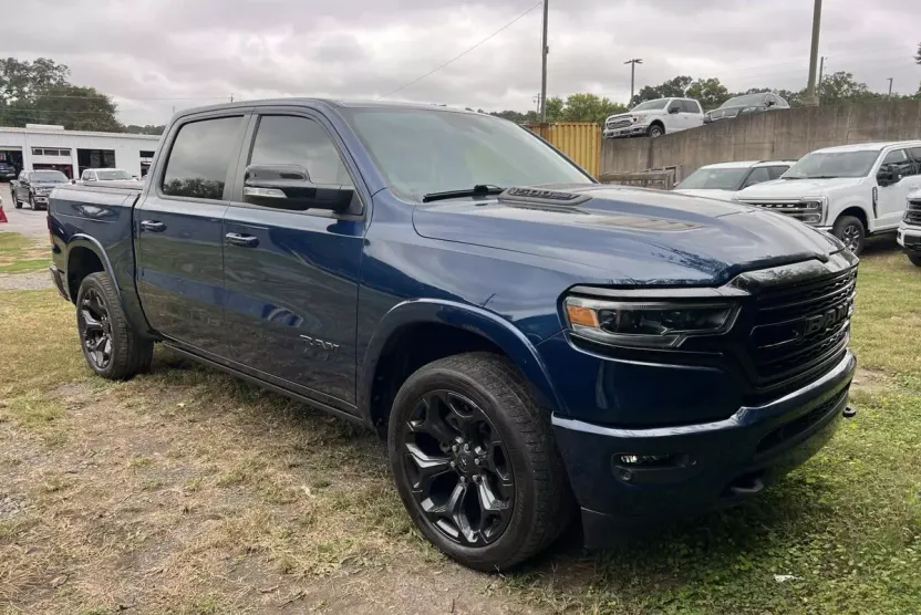 2022 Ram 1500 Limited photo 1