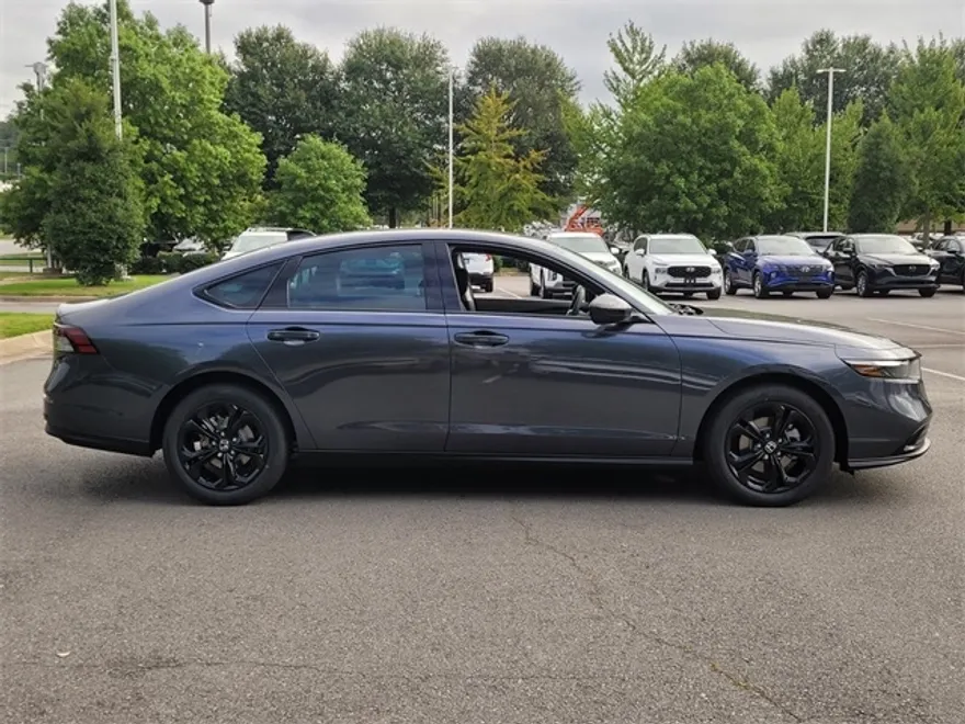 2025 Honda Accord 1.5T SE photo 1