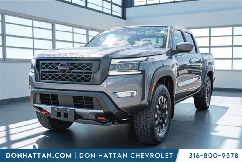 2023 Nissan Frontier PRO-4X photo 1