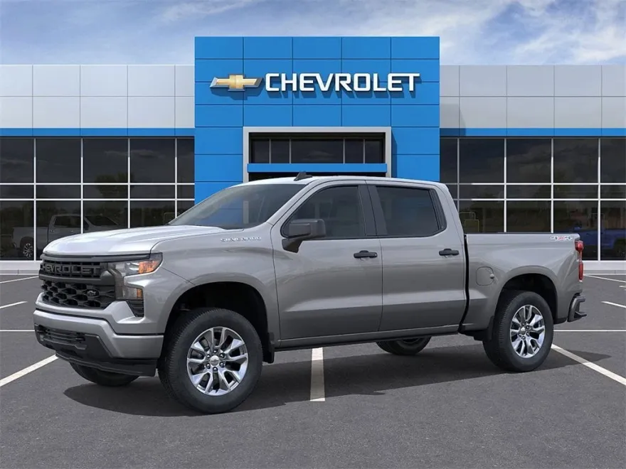 2025 Chevrolet Silverado 1500 Custom photo 1