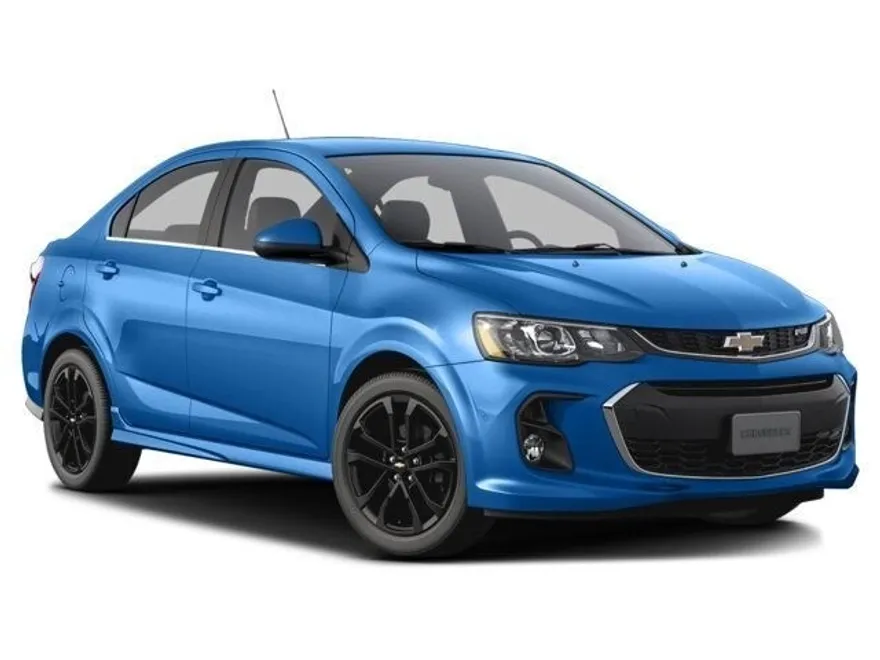 2017 Chevrolet Sonic LT photo 1