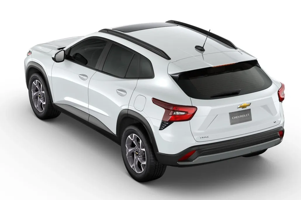 2025 Chevrolet Trax LT photo 1