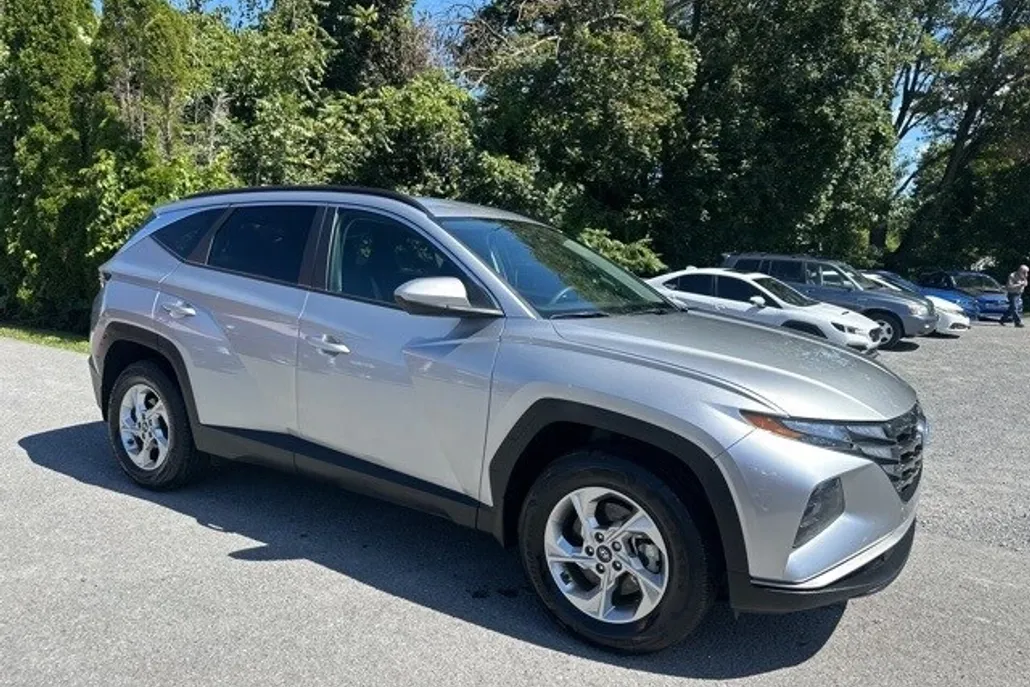 2024 Hyundai Tucson SEL photo 1