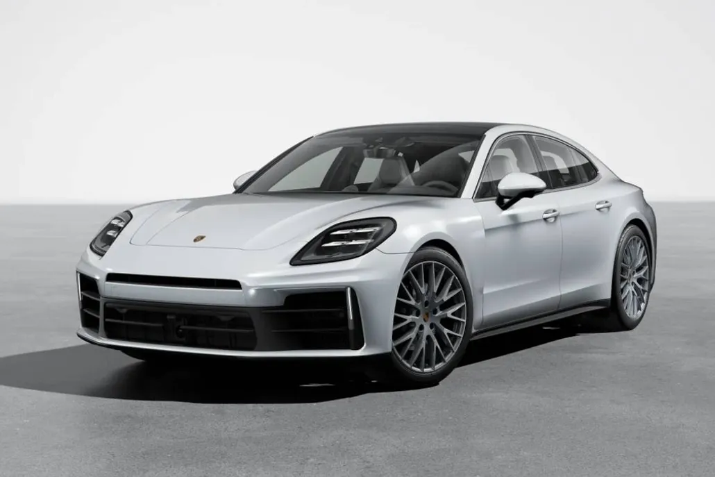 2025 Porsche Panamera 4 photo 1