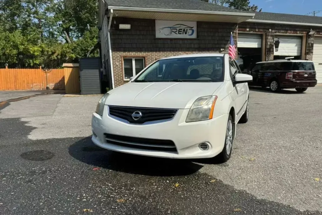 2012 Nissan Sentra photo 1