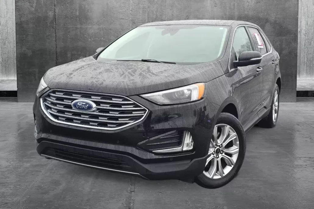 2024 Ford Edge Titanium photo 1