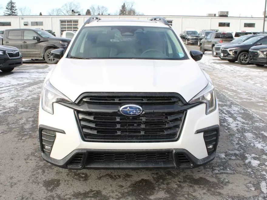 2025 Subaru Ascent Onyx Edition Touring photo 1