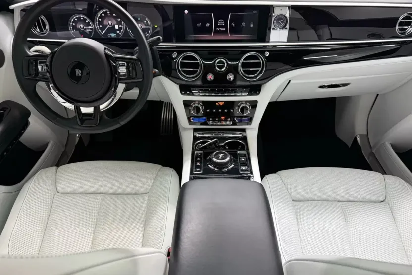 2021 Rolls Royce Ghost RR21 photo 1