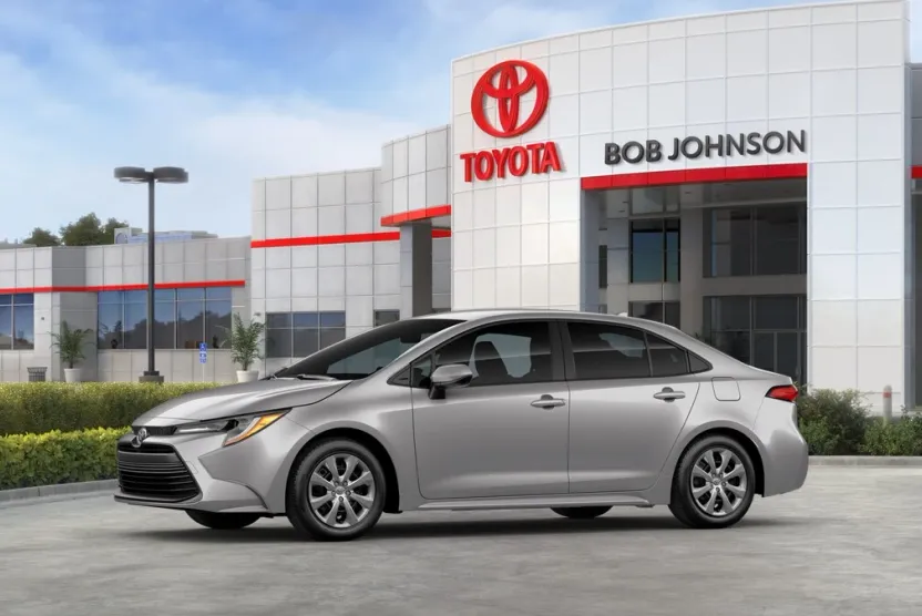 2025 Toyota Corolla LE photo 1