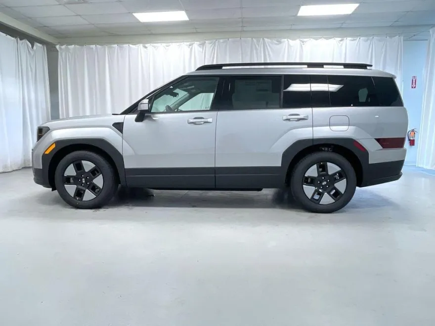 2026 Hyundai Santa Fe SEL photo 1