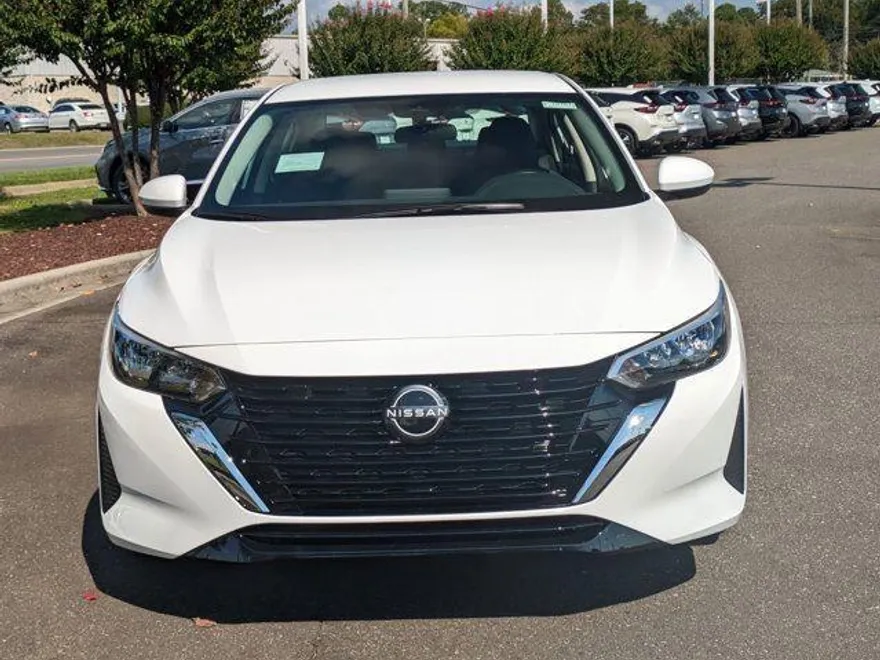 2025 Nissan Sentra S photo 1