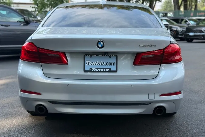 2018 Bmw 530e Sedan photo 1