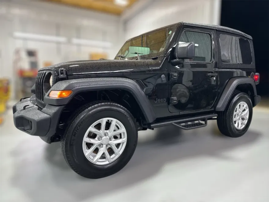 2023 Jeep Wrangler Sport S photo 1