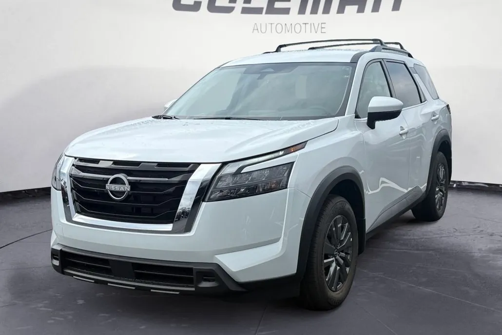 2025 Nissan Pathfinder SV photo 1
