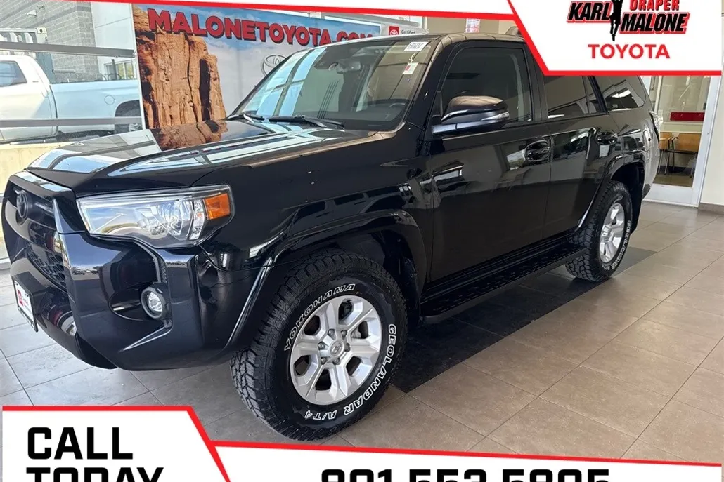2023 Toyota 4Runner SR5 Premium photo 1