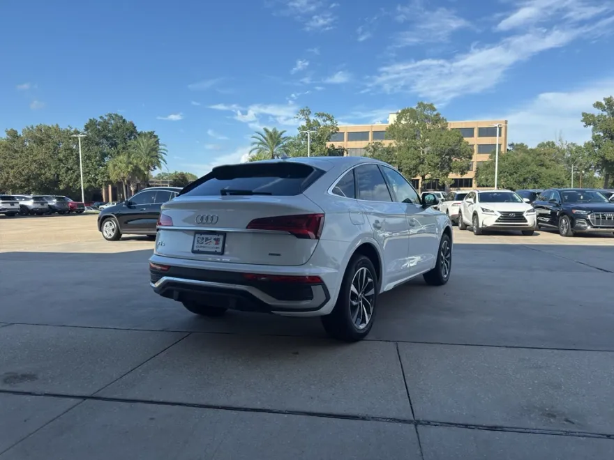2024 Audi Q5 Sportback S line Premium photo 1