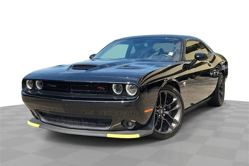 2023 Dodge Challenger R/T Scat Pack photo 1