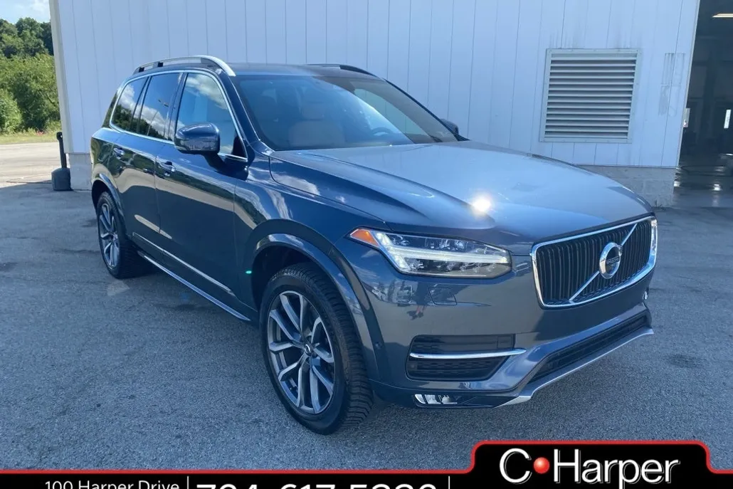 2019 Volvo XC90 T6 Momentum photo 1